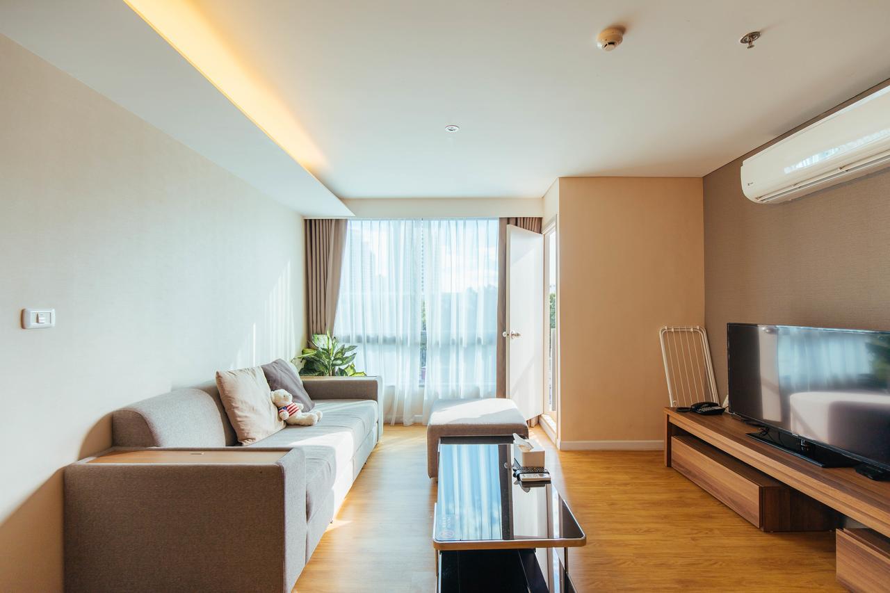 Roomme Hospitality Nang Linchee Branch 曼谷 外观 照片