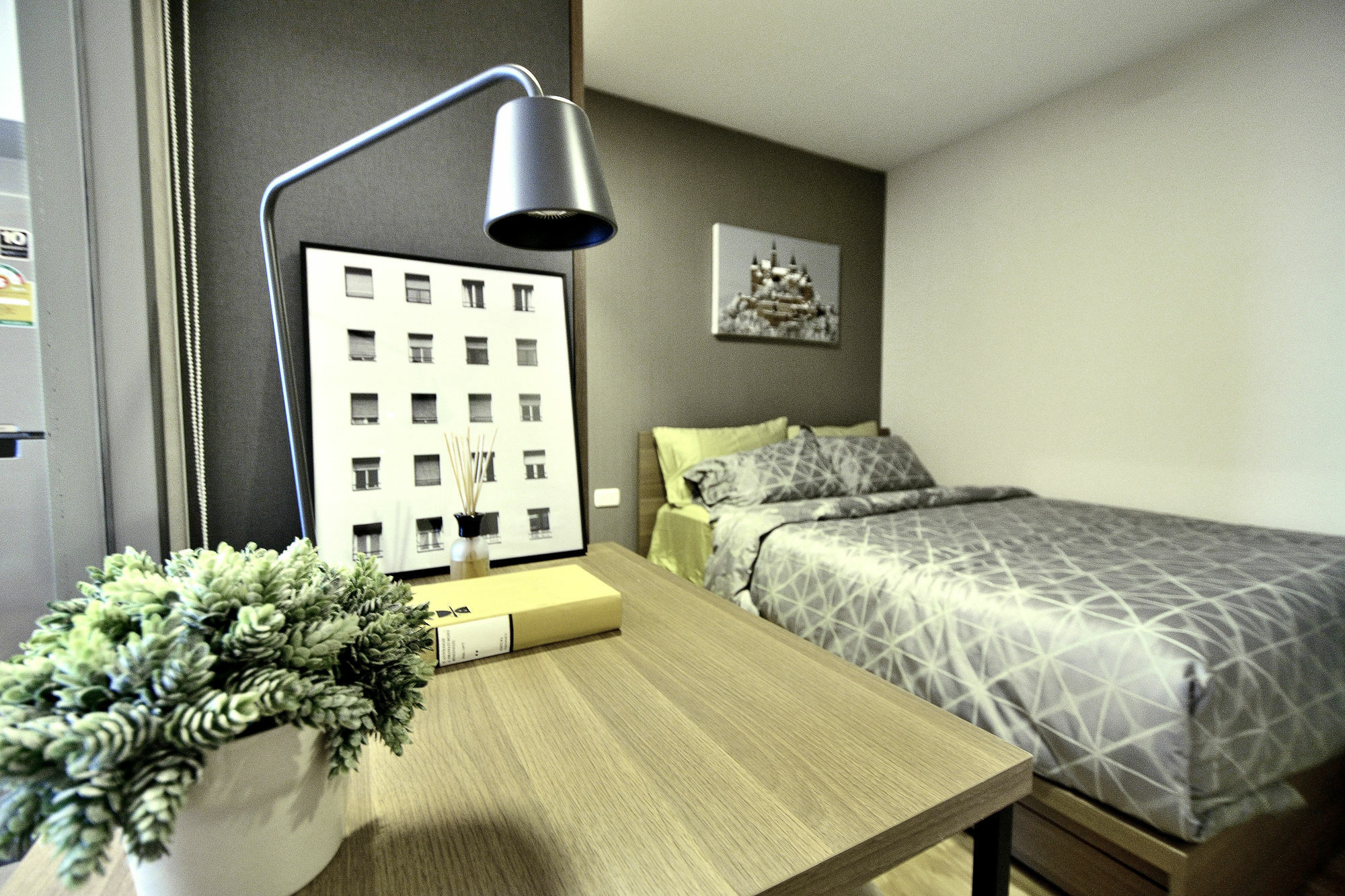 Roomme Hospitality Nang Linchee Branch 曼谷 外观 照片