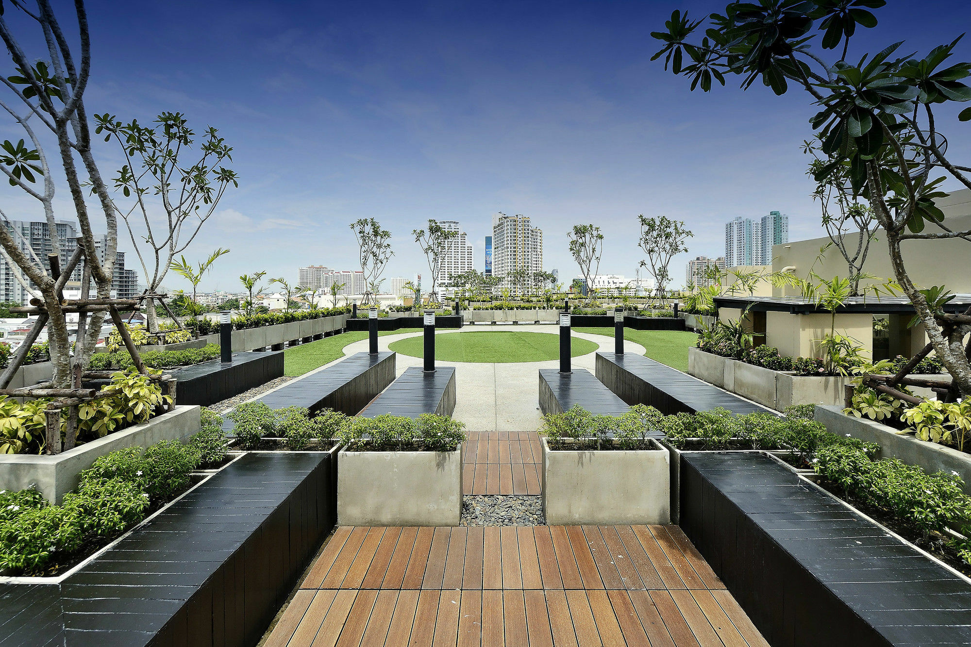 Roomme Hospitality Nang Linchee Branch 曼谷 外观 照片